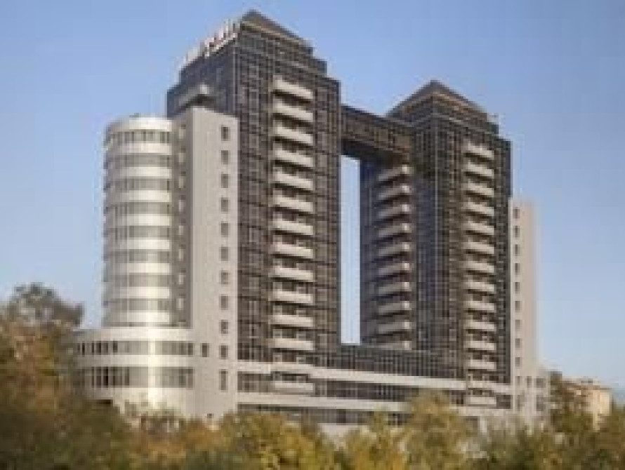 В Запорожье спасатели "тушили" "Шератон" (ФОТО)