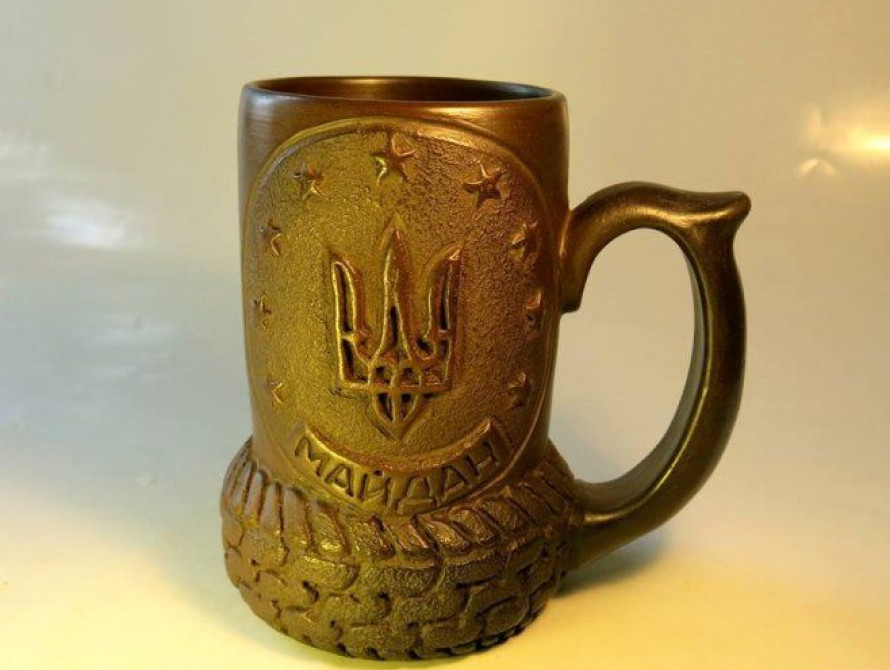 В Запорожье продают кружку "Майдан", сделанную из киевской глины