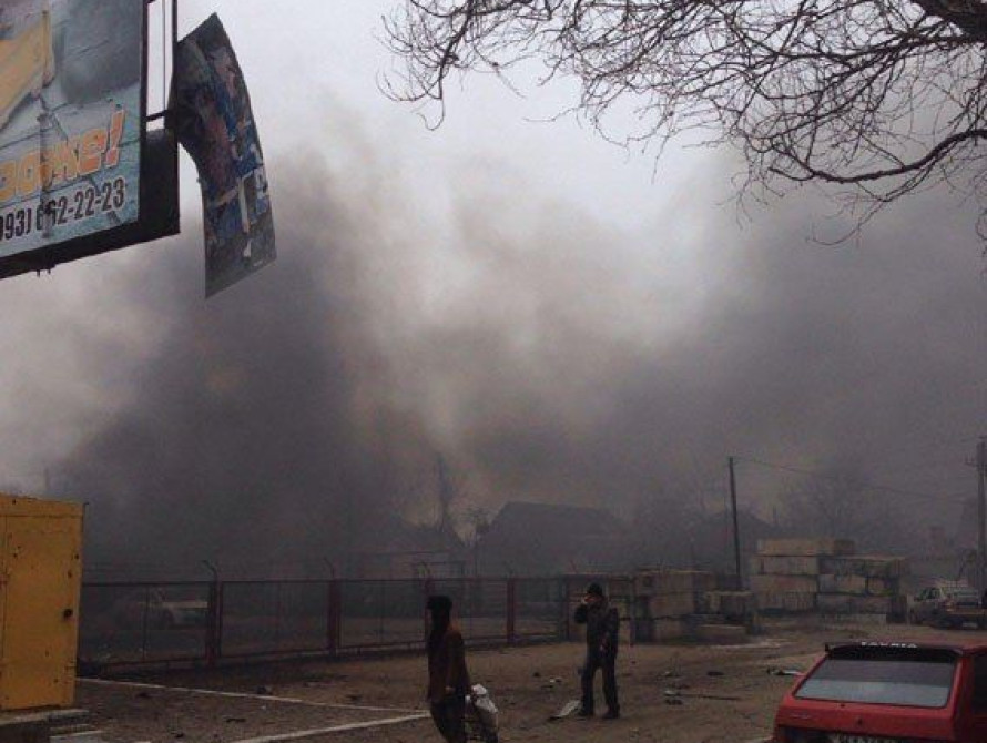 В Запорожье под ОГА проходит панихида по погибшим в Мариуполе