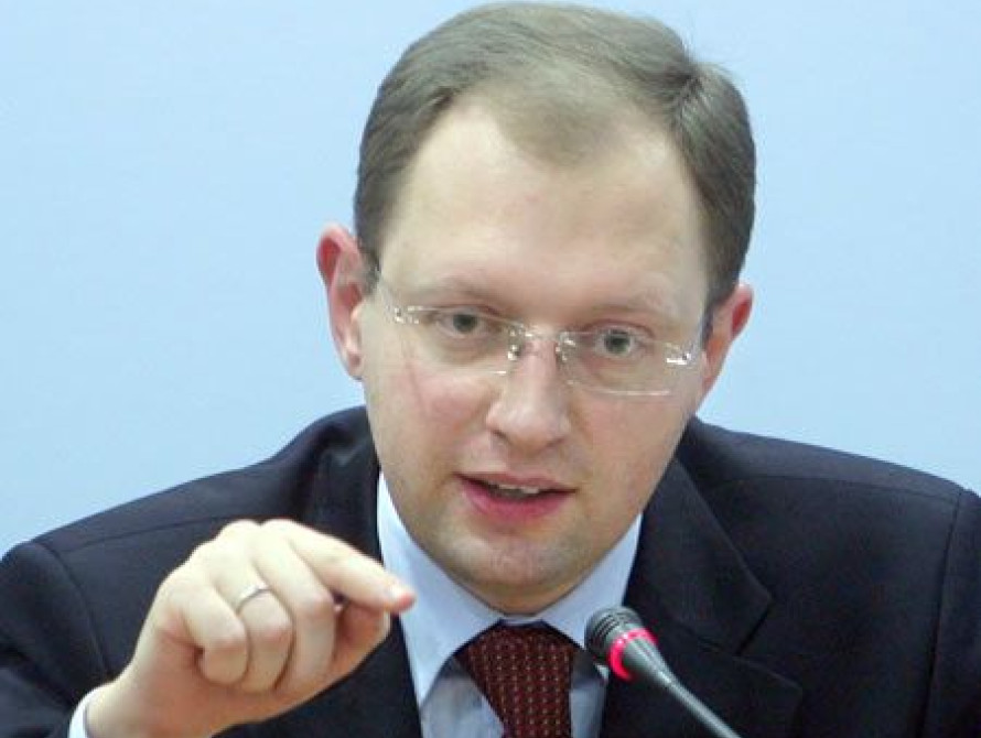 Официально: визит Яценюка в Запорожье состоится