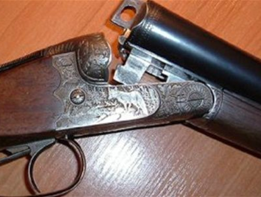 В Запорожье  у местного жителя изъяли снайперскую винтовку и ружья