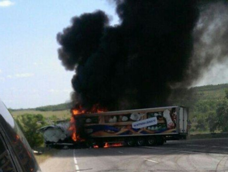 Под Запорожьем произошло масштабное ДТП, один человек погиб (фото)