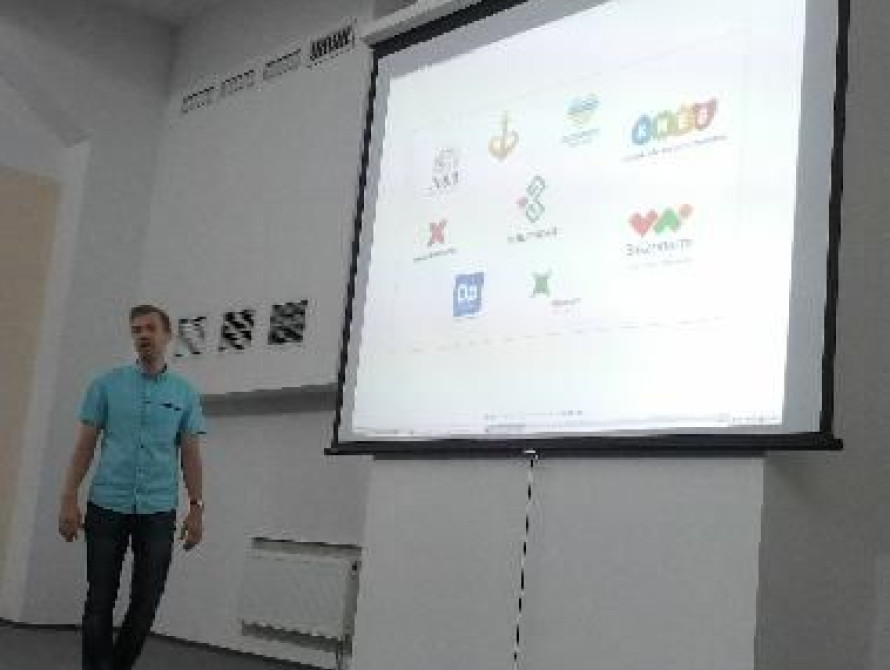 В Запорожье презентовали четыре проекта туристической символики города