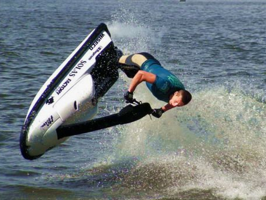В Запорожье прошел странный чемпионат Украины по аквабайку