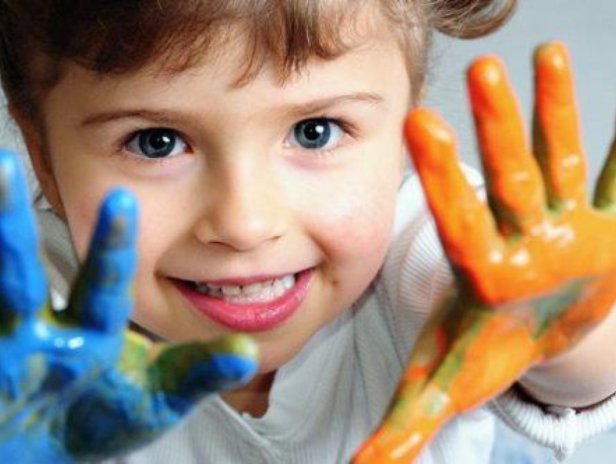 Запорожские дети сделают эко-игрушки для военных