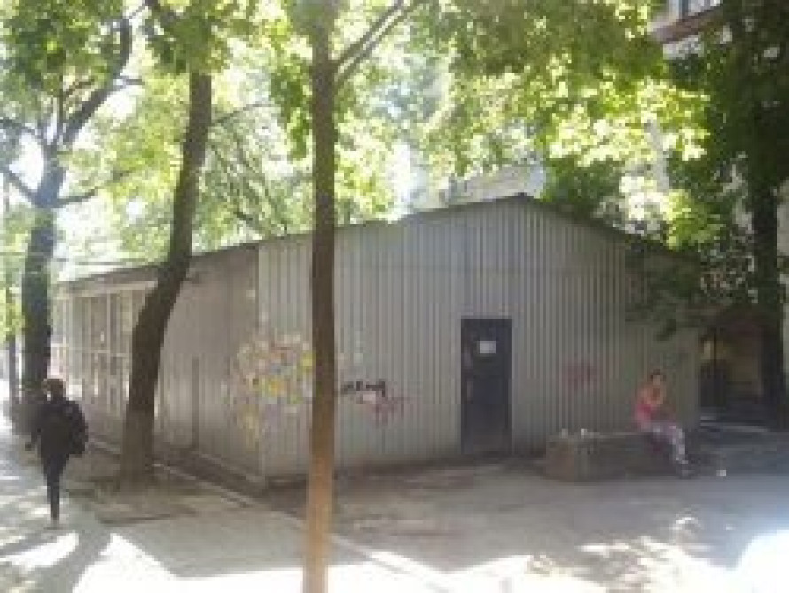 В Запорожье хотят снести павильон на пр.Ленина