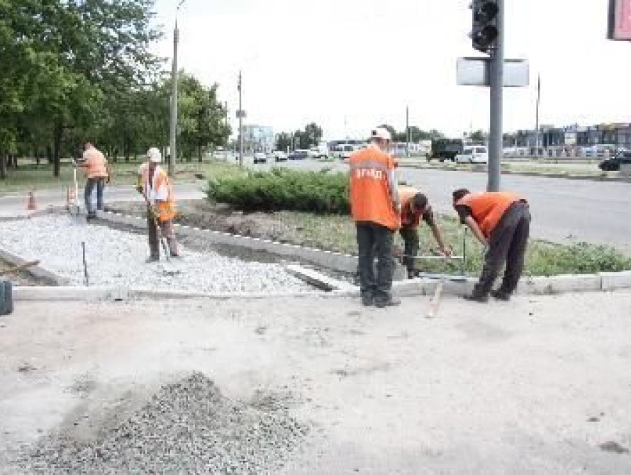 В Запорожье спустя год заканчивают строительство развязки ул. Грязнова - Набережная магистраль