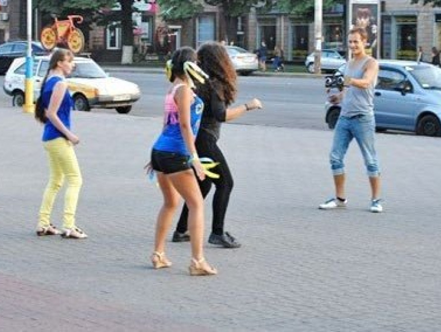 В Запорожье на День независимости сорвался флешмоб (фото)