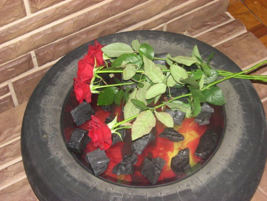 В Запорожской ОГА открылась выставка “Небесная сотня. Герои не умирают".