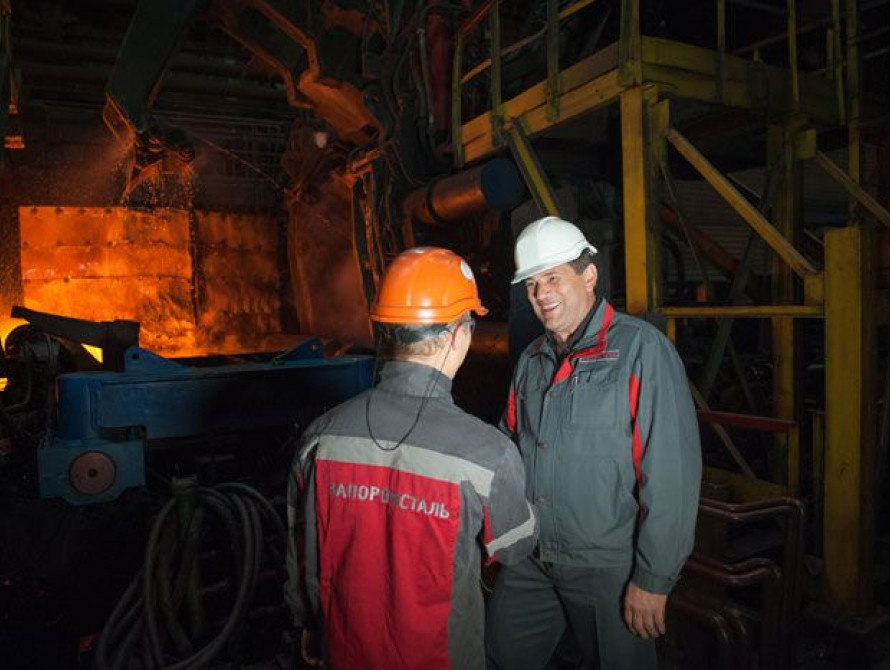 "Запорожсталь" набирает молодых специалистов