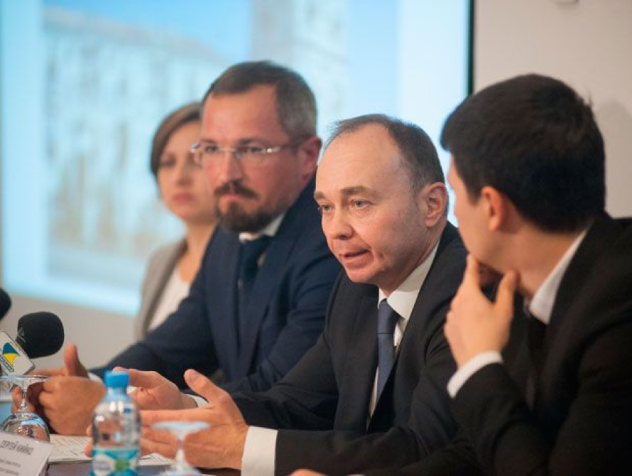 Эксперты: и-за неэффективной работы городской власти 200 тысяч запорожцев через 10 лет останутся без жилья