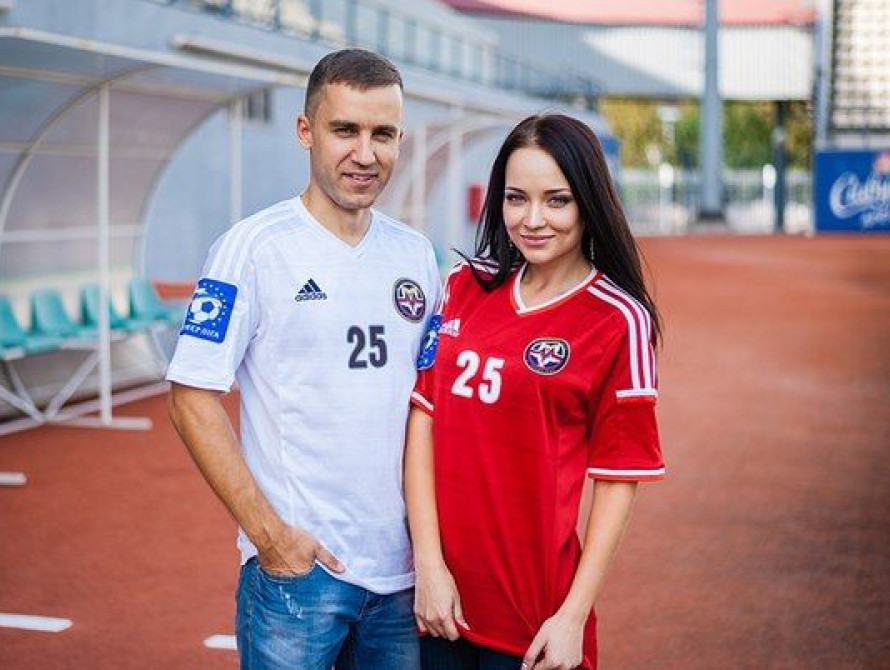 Запорожская фотомодель поддержала ФК "Металлург" фотосессией