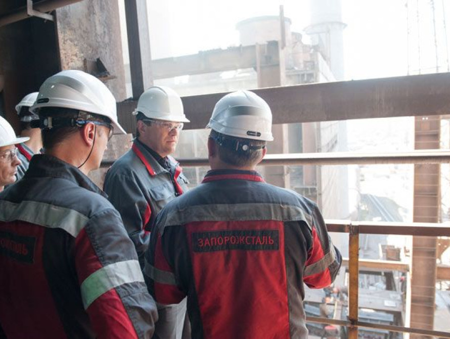 Начался монтаж основного газоочистного оборудования на аглофабрике "Запорожстали"