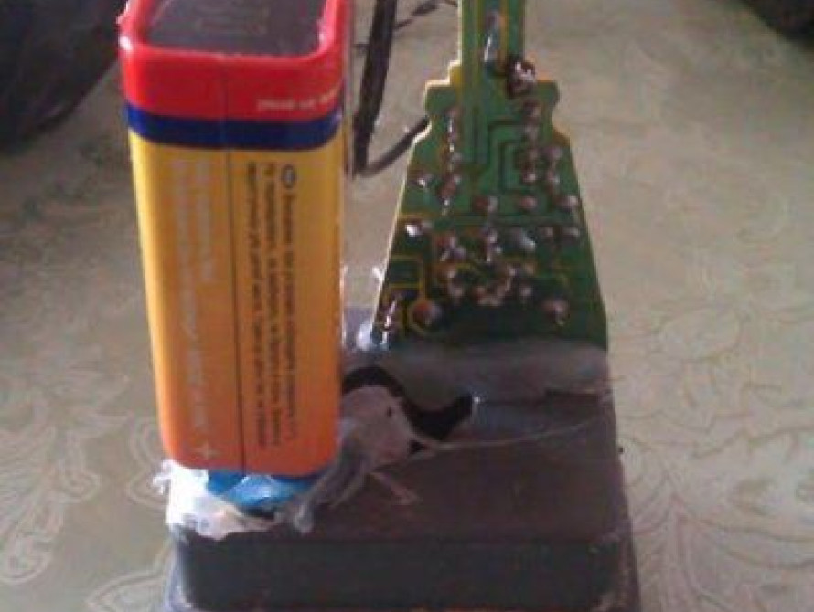  В Запорожской области поймали солдата, который собирался провезти взрывчатку и гранаты