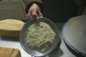 В Запорожской военной части прокомментировали резонансное видео о каше, которая не отлипала от солдатской тарелки (видео)