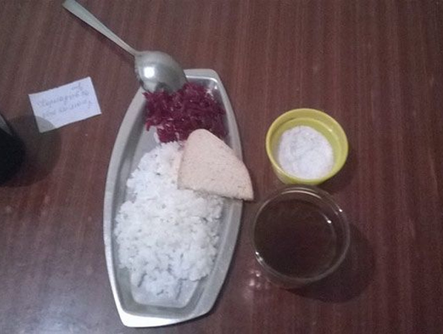 Волонтеры возмущены тем, как кормят бойцов в запорожском госпитале