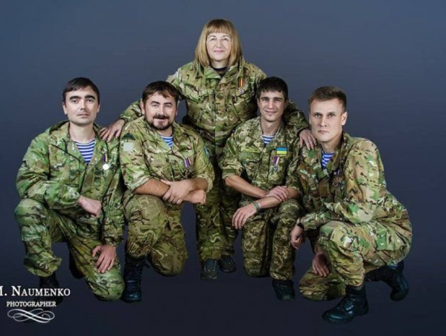 В Запорожье выпустили 200 календарей с фотографиями волонтеров и солдат ВСУ