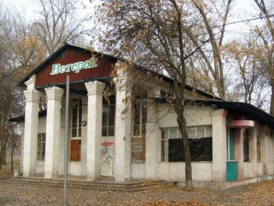 В Запорожье в "Дубовой роще" горело кафе