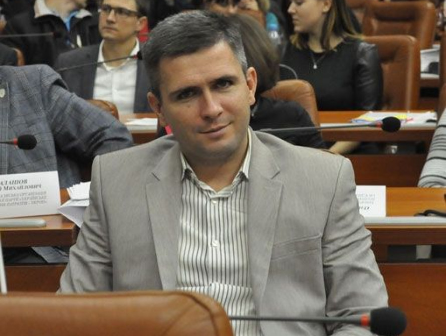 Запорожский депутат наступил на больную мозоль чиновников