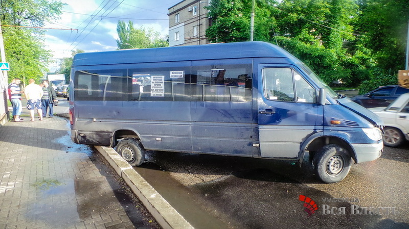 ДТП с маршруткой в Запорожье