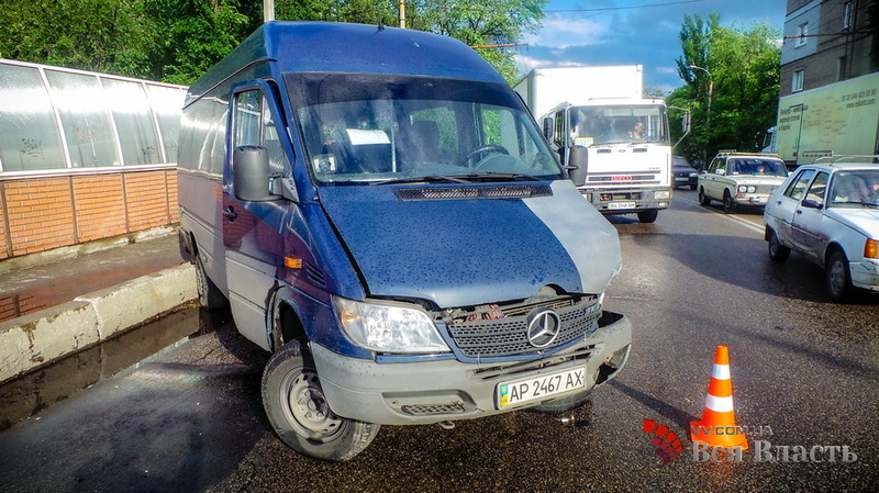 ДТП с маршруткой в Запорожье